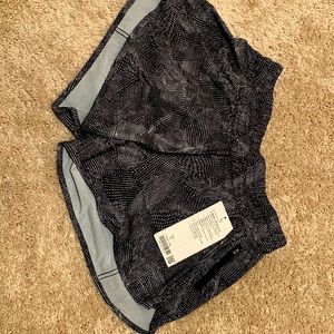 Lululemon tracker LR short
